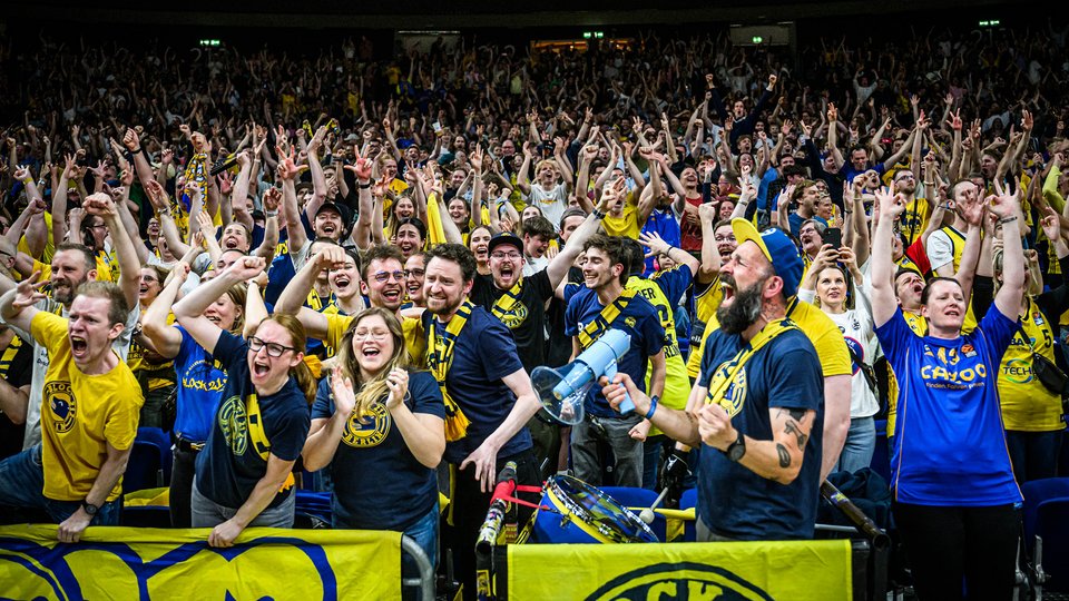 Mit 18:0-Lauf im Schlussviertel: ALBA schlägt München vor 12.665 Fans