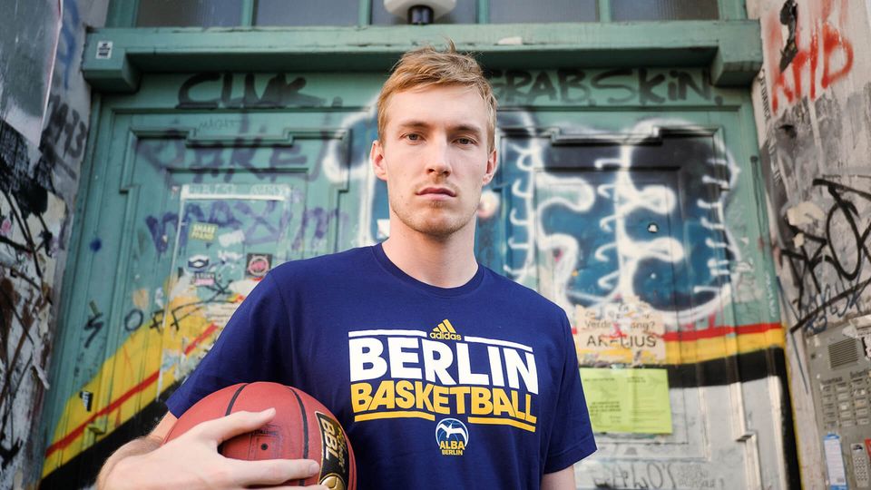 „Graffiti war der Startschuss meiner Begeisterung für visuelle Kunst“: Niels Giffey im Interview