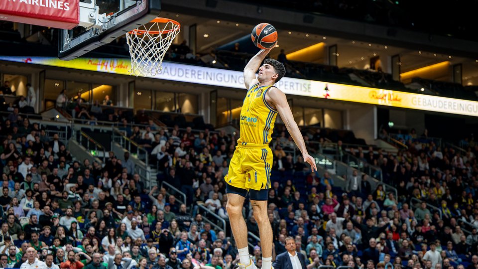 Als erster ALBA-Spieler: Gabriele Procida als Rising Star der EuroLeague ausgezeichnet