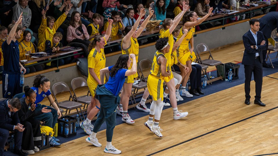 13 in Folge: ALBA rollt vor 1700 Fans gegen Saarlouis zum nächsten Sieg