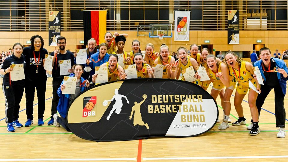 ALBAs WNBL-Team ist zum ersten Mal in der Vereinsgeschichte Deutscher Meister!