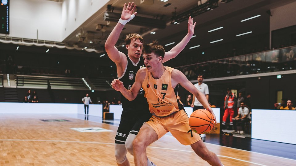 Roundup: Anton Nufer dreht in der ProB auf / Siege in der NBBL und JBBL