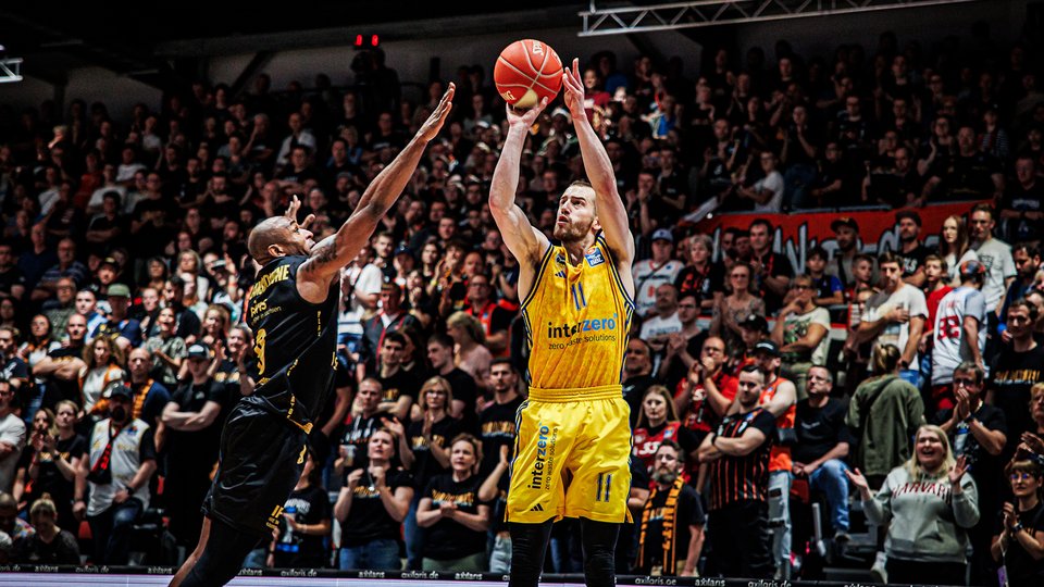 Einbruch im letzten Viertel: ALBA verliert drittes Halbfinale in Chemnitz und muss ins Do-or-Die-Game am Dienstag