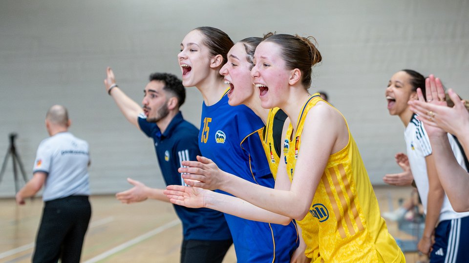 Playoff-Time! ALBA gewinnt Hinspiel im WNBL-Achtelfinale / NBBL-Team muss in entscheidendes Spiel drei