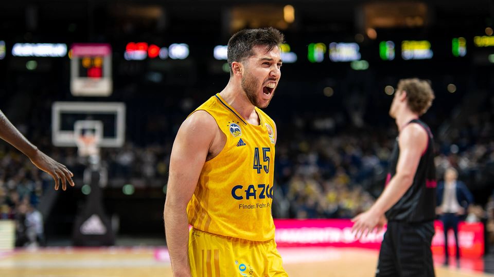 Tamir Blatt führt stark ersatzgeschwächtes ALBA ins Pokal-Viertelfinale
