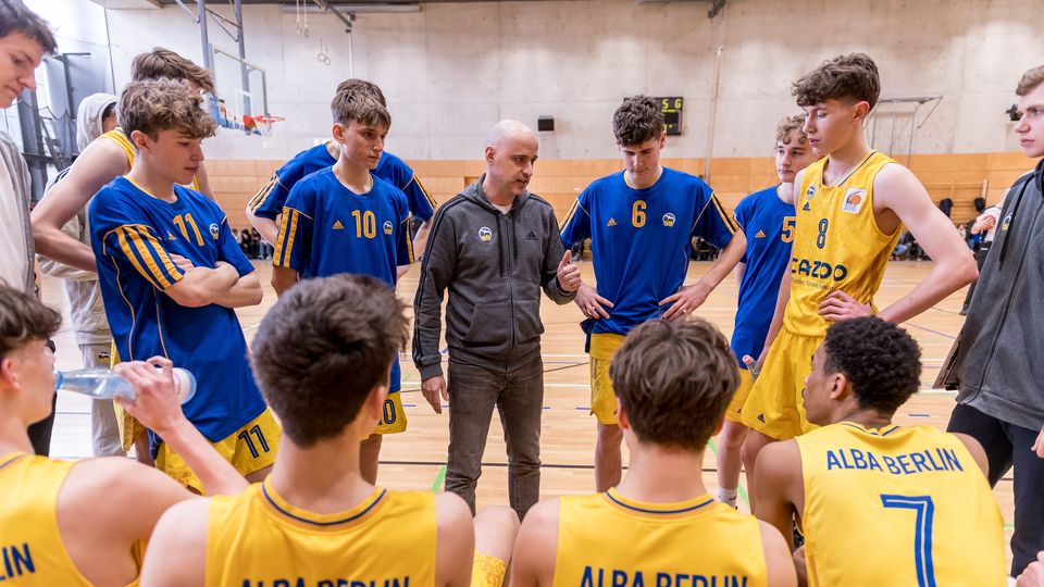 Roundup: ALBAs JBBL-Team beendet Hauptrunde ungeschlagen / Wichtiger Sieg in der RBBL2-Relegation