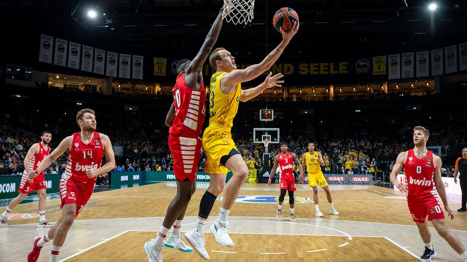 Wiedersehen mit Luke Sikma: ALBA empfängt Olympiakos Piräus am Freitag