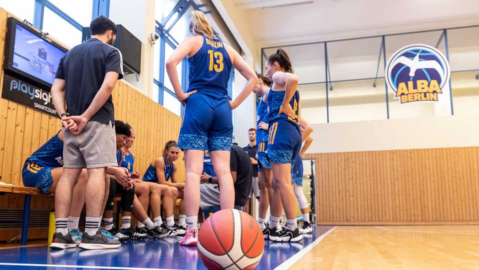 Erster Test, erster Sieg: ALBAs Meisterinnen starten erfolgreich gegen den MBC in die Preseason