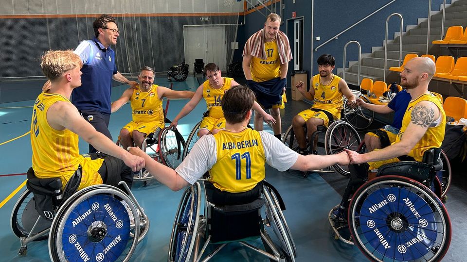 ALBAs Rollstuhlbasketball-Team gewinnt Turnier in Polen
