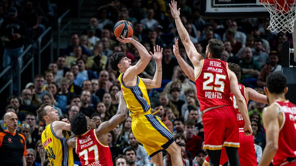 Mega-Comeback von 21-Punkte-Rückstand wird nicht belohnt: ALBA verliert gegen Olympiakos