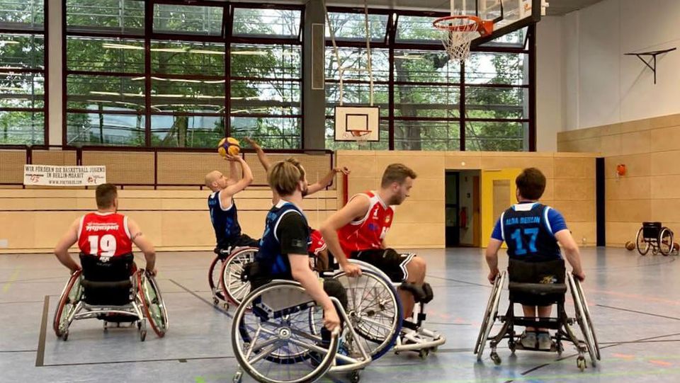 ALBA-Rollis gewinnen Eastercup in Berlin-Moabit