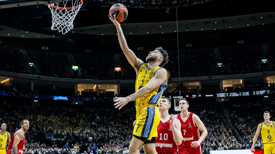 ALBA verliert toughes EuroLeague-Derby gegen Bayern