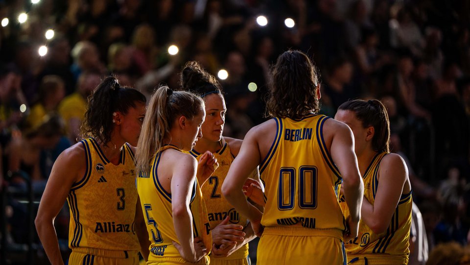 Weihnachtsstimmung in der Sömmeringhalle: Ticketverkauf für die DBBL-Heimspiele im Dezember gestartet