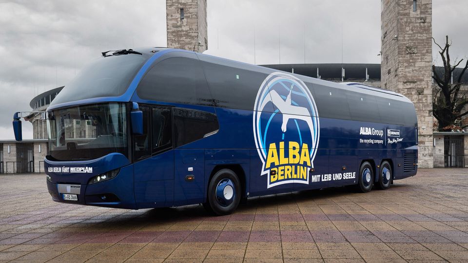 Hilfsaktion für die Ukraine: Der ALBA-Teambus fährt an die Grenze
