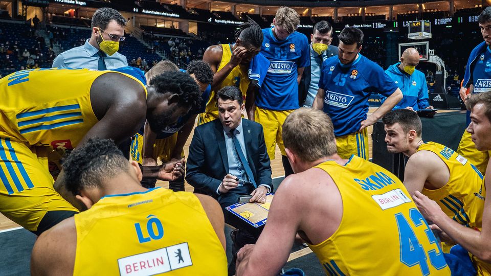 Schwieriges Auswärtsspiel: ALBA muss im letzten Punktspiel vor dem TOP FOUR nach Frankfurt