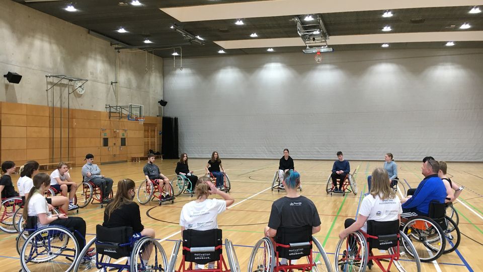 Projektwoche im Projekt Basketball baut Brücken zum Thema Nachhaltigkeit