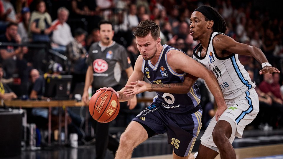 Fehlstart in Hamburg: ALBA verliert gegen die Towers BBL-Auftaktspiel