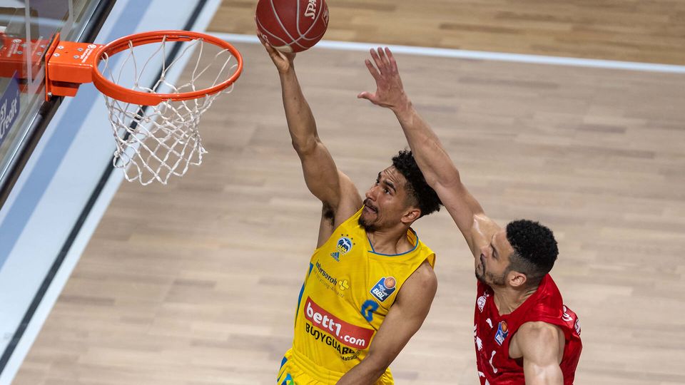 Matchball: ALBA kann am Donnerstag in Bamberg ins Playoff-Halbfinale einziehen