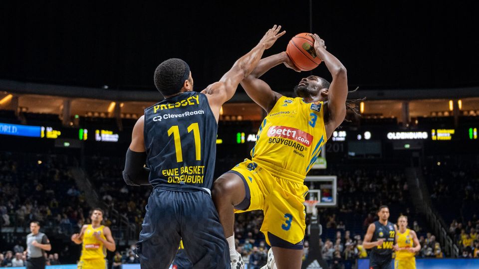 ALBA besiegt Oldenburg zum Abschied von Rickey Paulding