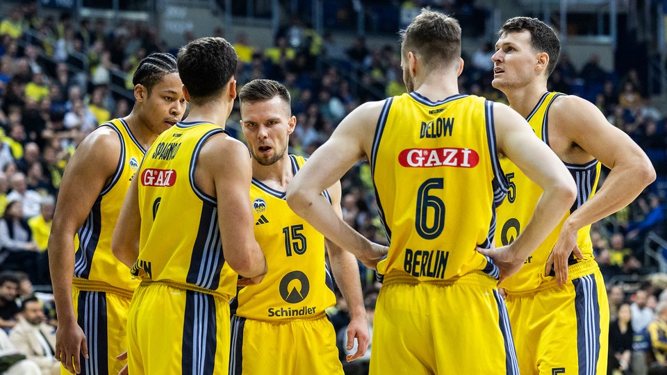 Einbruch nach 34 guten Spielminuten: ALBA unterliegt Fenerbahçe Istanbul im Schlussviertel