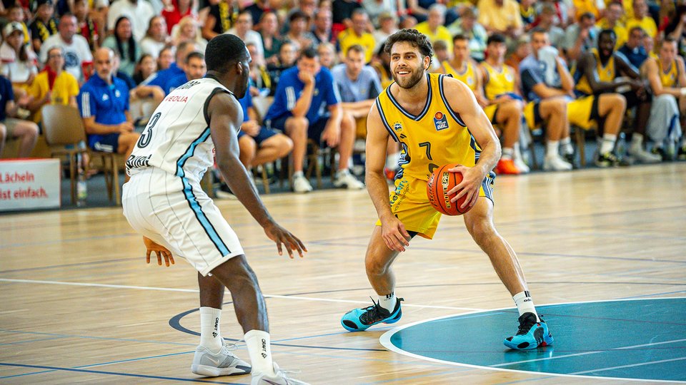 „Mich für Basketball zu entscheiden, war nicht einfach”: Will McDowell-White im Interview
