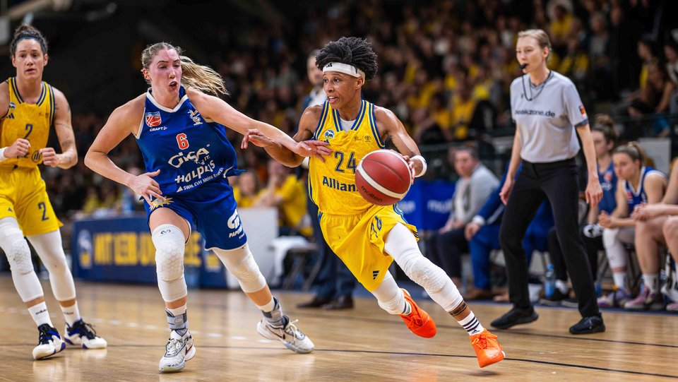 Playoff-Flow in der Sömmeringhalle: ALBA will Freitag mit dem zweiten Halbfinalsieg gegen den MBC nachlegen
