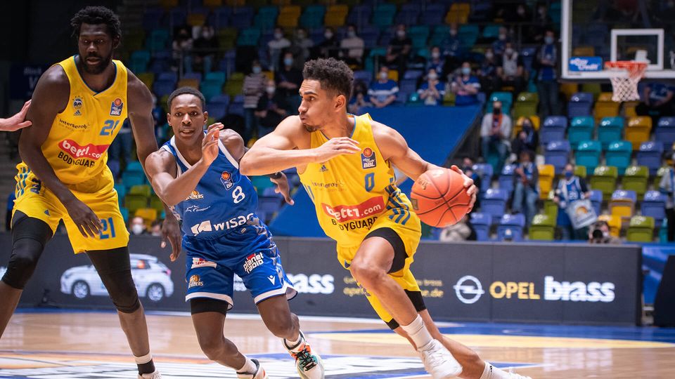 Arbeitssieg in Frankfurt: ALBA gewinnt gegen die Fraport Skyliners