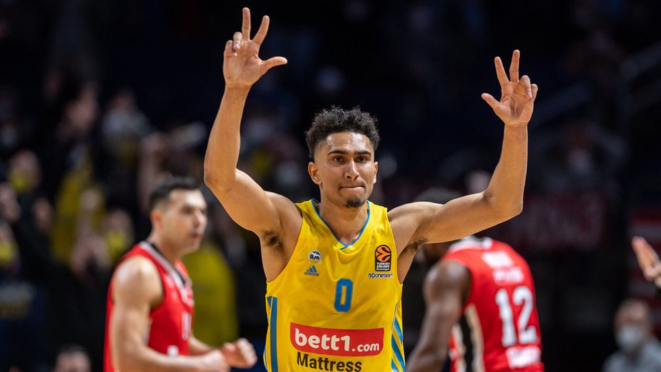 ALBA bezwingt Final-Four-Kandidat Olympiakos / 27-Punkte-Gala von Maodo Lô 