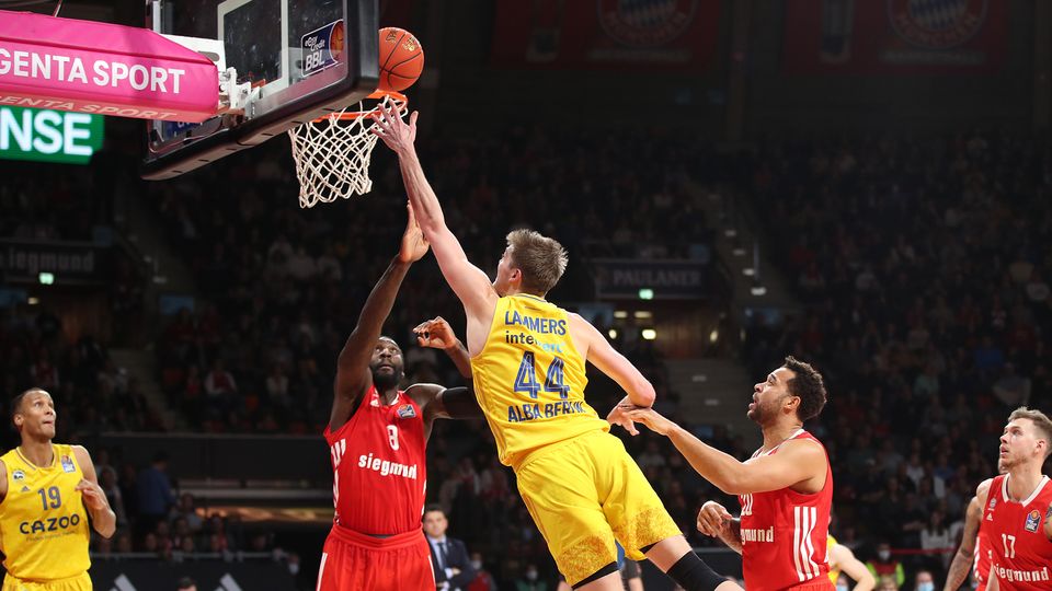 Knapper Auswärtssieg im Audi Dome: ALBA schlägt Bayern mit 80:79