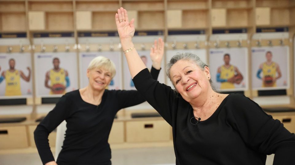 Harmonisches aus dem Qigong: Vierte YouTube-Folge von „Sport macht Spaß“ für Senior*innen erschienen