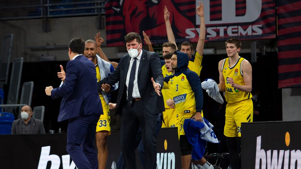 Trotz erschwerter Anreise und ohne Training: Albatrosse gewinnen bei Baskonia