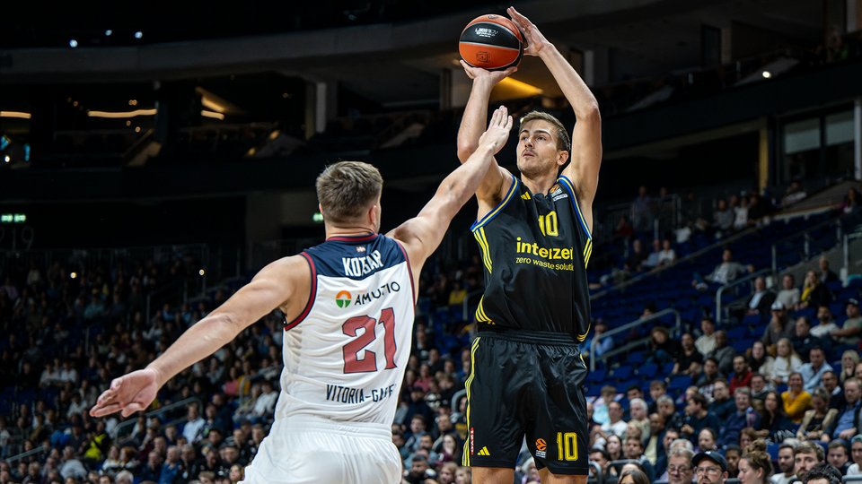 Trotz tollem Comeback: ALBA unterliegt Baskonia im ersten EuroLeague-Heimspiel der Saison