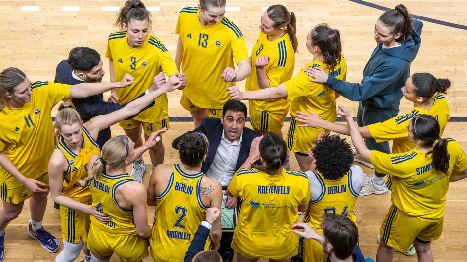 „Für diese Spiele machen wir das alles“: Vier Fragen an Coach Cristo Cabrera vor dem Pokal-TOP4