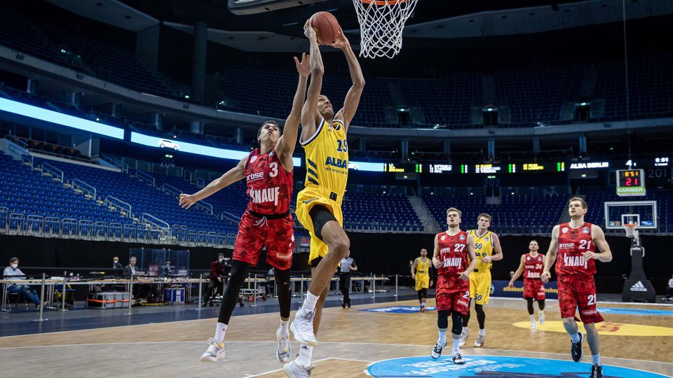 Ungefährdeter Sieg gegen Würzburg: Albatrosse verbessern sich in der BBL auf 10:1