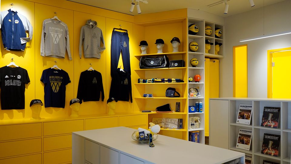 Neuer ALBA-Fanshop im Friedrich-Ludwig-Jahn-Sportpark eröffnet