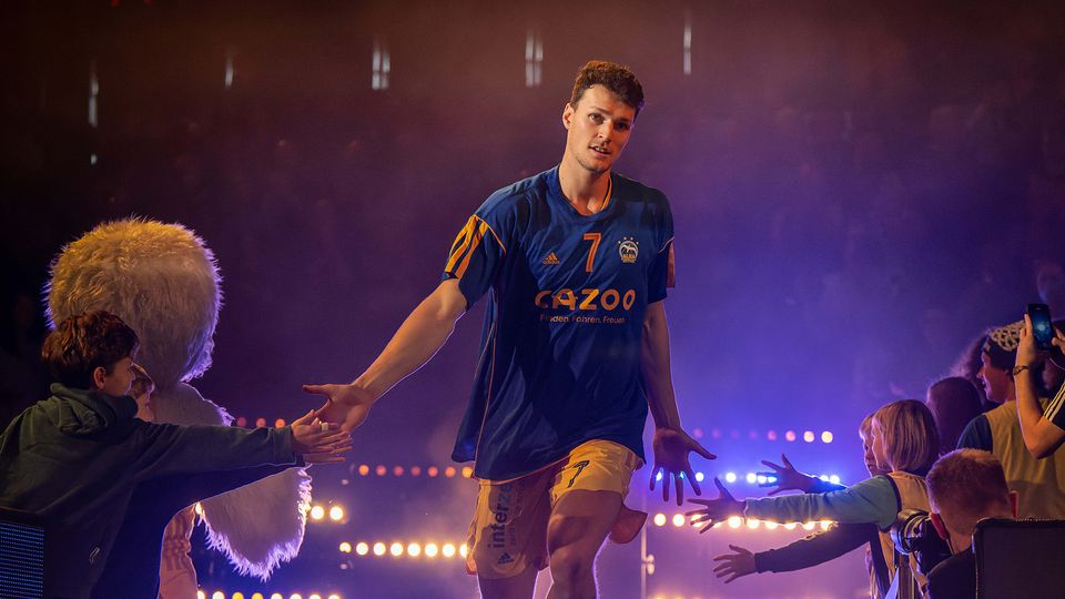 Yanni Wetzell ab sofort als Deutscher in der easyCredit BBL spielberechtigt