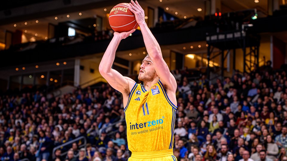 „Wir spielen mittlerweile deutlich besseren Basketball“: Drei Fragen an Matt Thomas vor dem letzten Spiel der EuroLeague-Saison
