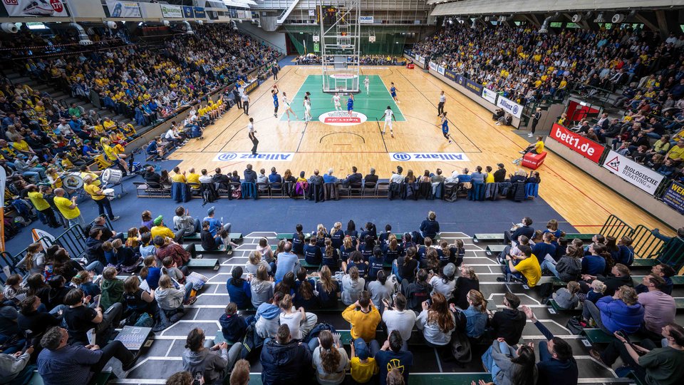 Ausverkauft in unter 48 Stunden: ALBAs entscheidendes Meisterschaftsfinale am Mittwoch vor 2400 Fans in der Sömmeringhalle