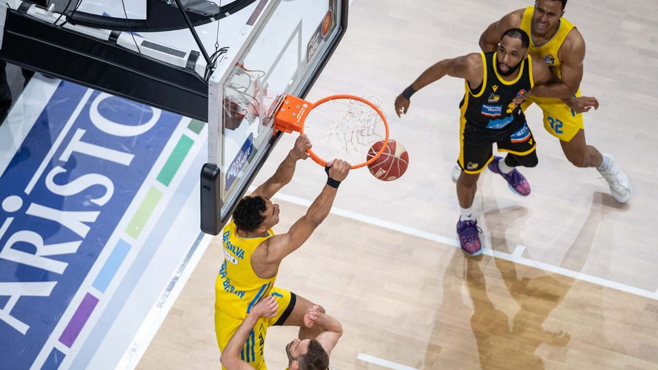 Mit Kampf und Spektakel zum Sweep: Die Highlights der Halbfinalserie gegen Ludwigsburg